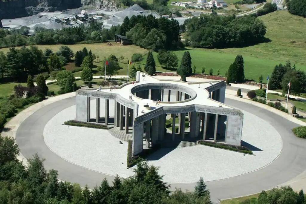 Les Maulau'X Villa Sberchamps Bagian luar foto